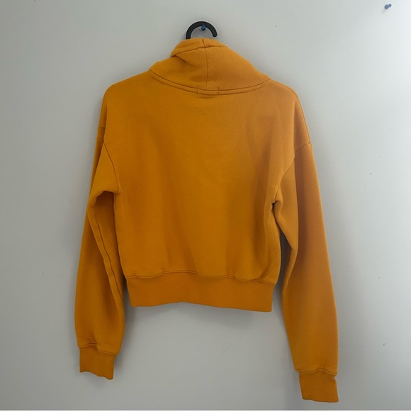 Garage, crop top - Picture 2 of 2